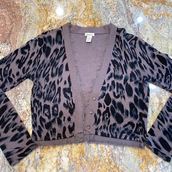 Stylish Leopard Print Cardigan Sweater - Picture 1 of 7